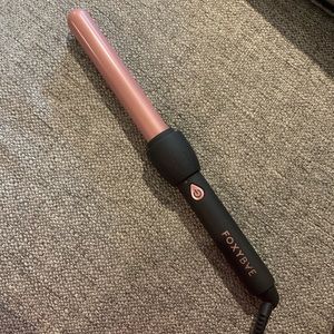 FoxyBae curling wand